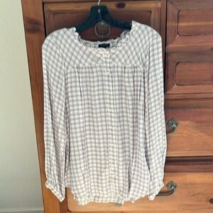 Talbots Women’s White, Pink And Blue Plaid Blouse Size Large NWOT